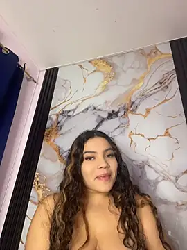 ariana_ec stripchat live cam model