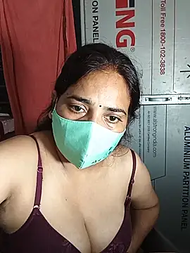 This_is_renu stripchat live cam model