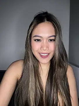 CozyMiaa stripchat live cam model