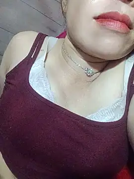 Roaster_9x stripchat live cam model