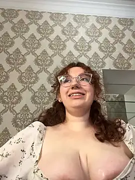 ellie_coy_ stripchat live cam model