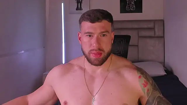 paul_rogerr stripchat live cam model