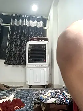 runi31 stripchat live cam model