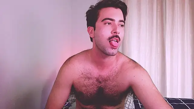 hairyzodb stripchat live cam model