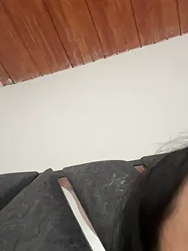 LiaCollings stripchat live cam model