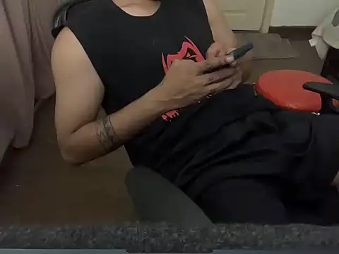 CutieDickBoiii stripchat live cam model