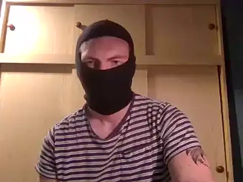beuker22 stripchat live cam model