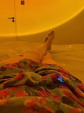 liu-bao stripchat live cam model