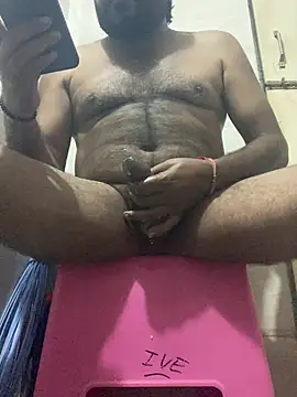 Daddy_inurhouse stripchat live cam model