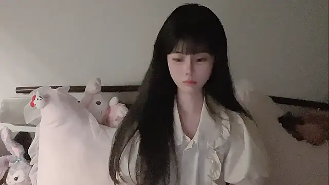 Awedenwat stripchat live cam model