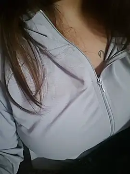 aashwariyasinha69 stripchat live cam model