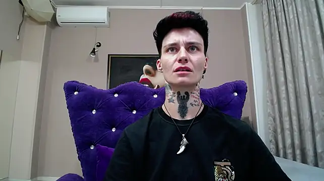 KennyXSX stripchat live cam model