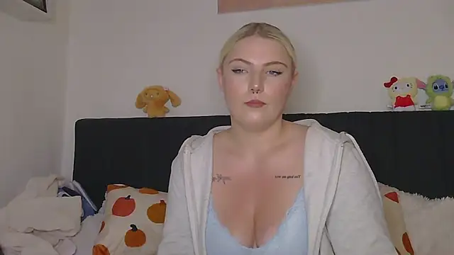 josi-420 stripchat live cam model