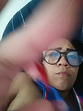 OliviaWilliamm stripchat live cam model