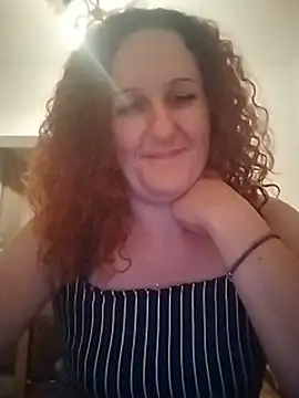 KarinaFlower99 stripchat live cam model