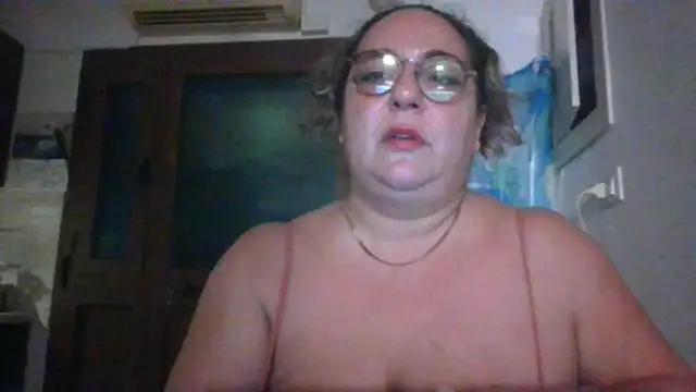MissEva10 stripchat live cam model