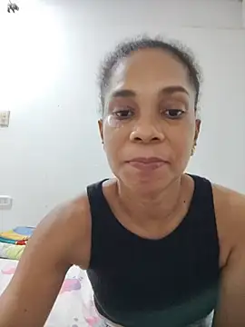 AstridMonroee stripchat live cam model