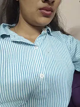 Ritika_jha01 stripchat live cam model