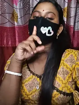 Chameli-22 stripchat live cam model