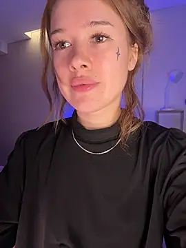 Marryme- stripchat live cam model