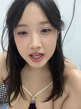 lupingsiquanjia stripchat live cam model