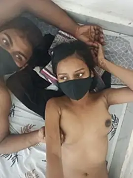 Desiboy8953 stripchat live cam model