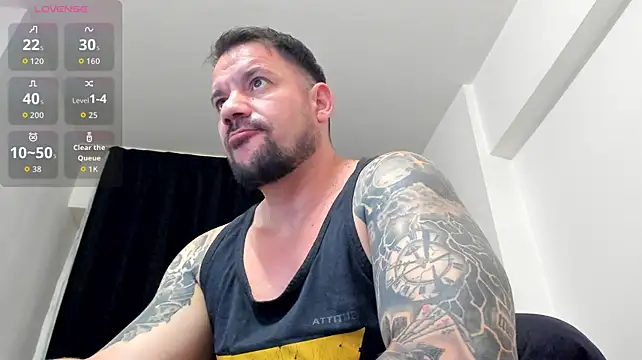 musclemonster31 stripchat live cam model