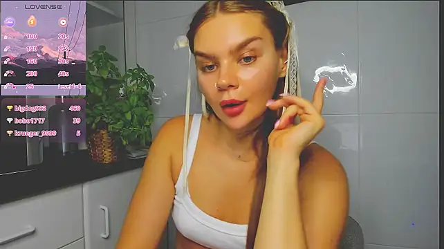 Molly_sweetie stripchat live cam model