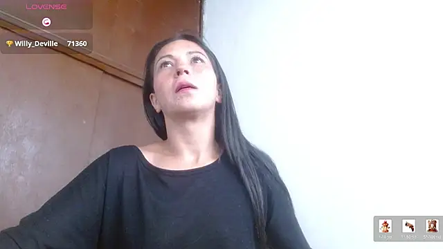 Amber-Leea stripchat live cam model