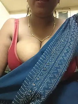 prethutamil stripchat live cam model