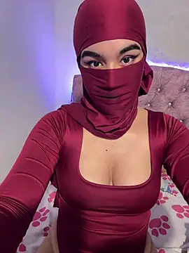 Aisha-Zayed stripchat live cam model