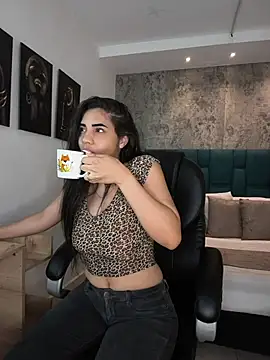 _susangray stripchat live cam model