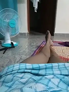 KadhalArasi stripchat live cam model