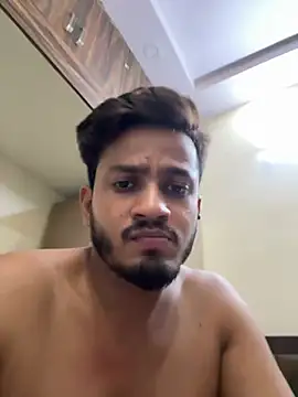 shubhzee143 stripchat live cam model