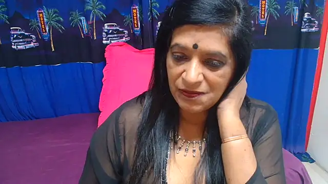 INDIANFUSION stripchat live cam model
