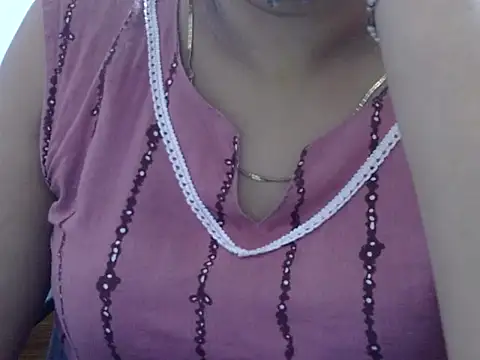 Your_wild_Dia stripchat live cam model