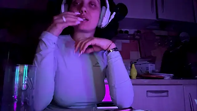 Yeniferyyyy stripchat live cam model
