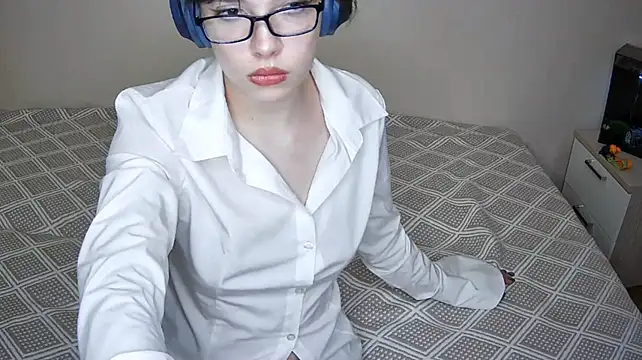 RopyAcetyl stripchat live cam model