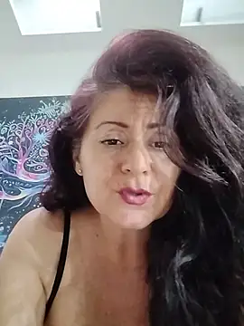 lunadicty stripchat live cam model