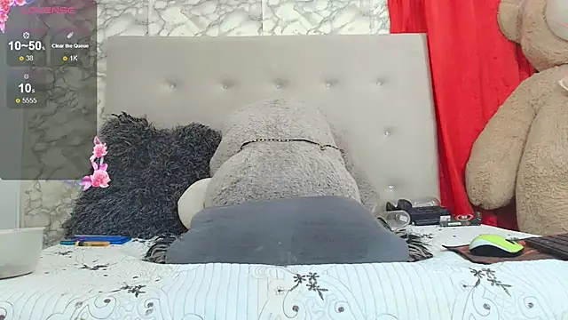 Miss-Amanda stripchat live cam model