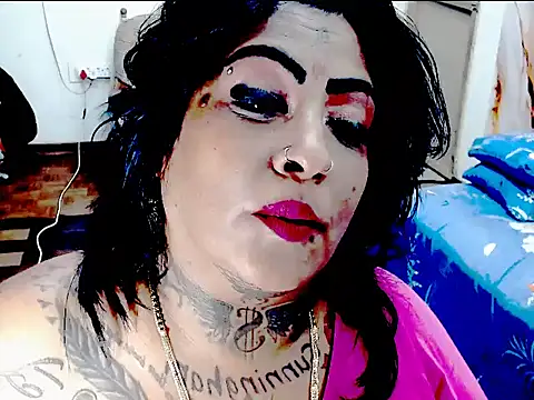Indiancatz2 stripchat live cam model