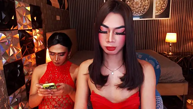 AudreyMilesTrans stripchat live cam model