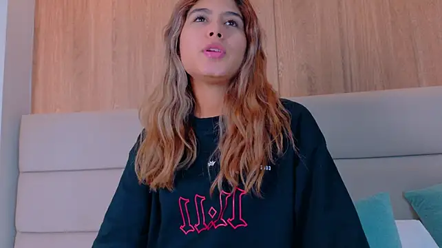 ZoehAngel stripchat live cam model