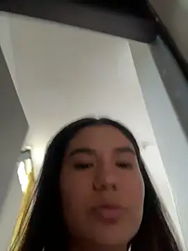 LaiaGomez stripchat live cam model