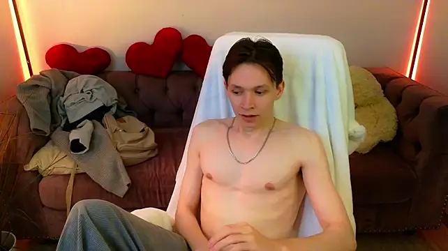 Meverik_Oushen stripchat live cam model