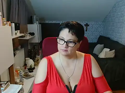CallmeHellen4you stripchat live cam model