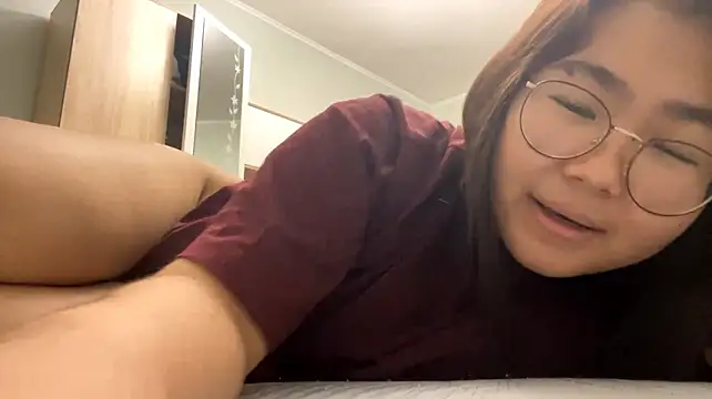 HikkoSinu stripchat live cam model