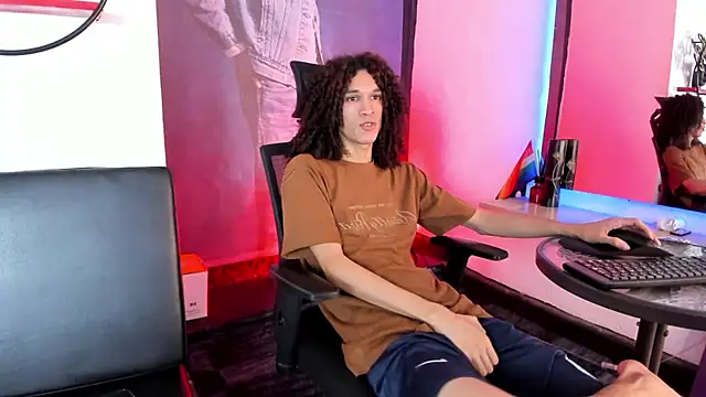 anddy_hugecock stripchat live cam model