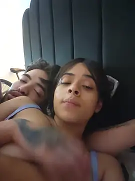 Axelybonny stripchat live cam model