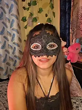 Kiara_97 stripchat live cam model